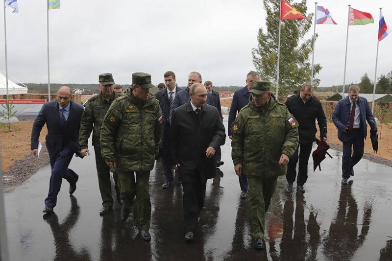 russia, war games, Vladimir Putin, russia president Vladimir Putin, NATO, military drill, military exercise, war against the west, Zapad-2017, tank, helicopters, missiles, paratroopers, latest pics, war games news, war games pics