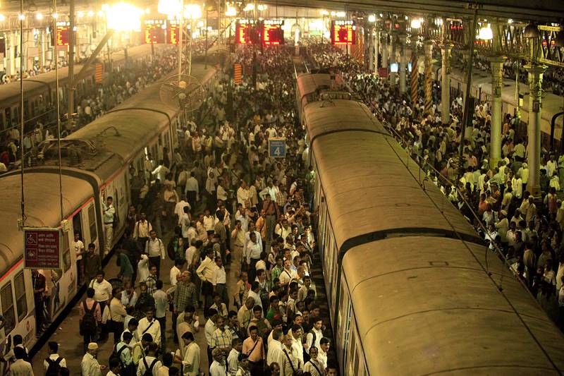 Mumbai‬, ‪Prabhadevi railway station‬‬, Elphinstone road station, Elphinstone road station stampede, Elphinstone stampede, Elphinstone railway station stampede, mumbai local, mumbai local train, mumbai local train images, mumbai local rush, mumbai local train rush