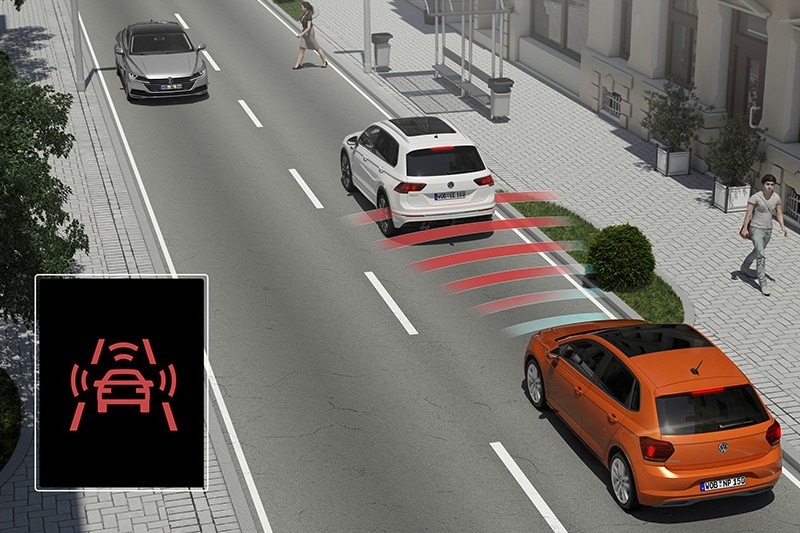 More advance features now comes as standard features on the 2018 Volkswagen Polo. It gets the Front Assist area monitoring system that includes City Emergency Braking and Pedestrian Monitoring.