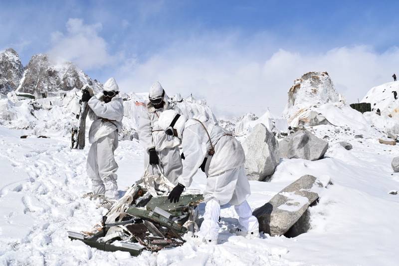 indian army, Swach Bharat Abhiyan, Siachen, world highest battlefield, cleanliness drive, cleanliness drive at Siachen, garbage, army pics, siachen pics, latest pics