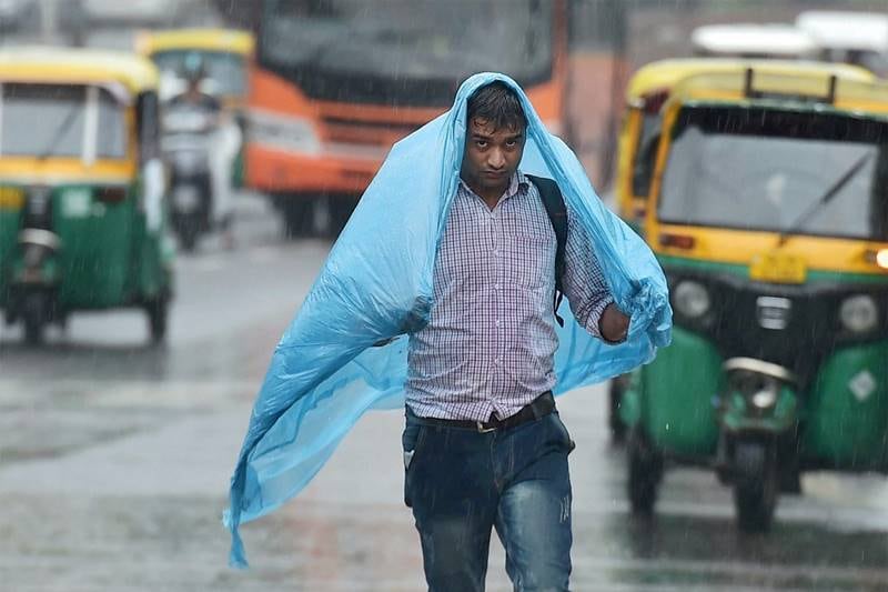 rains in delhi, delhi rain, heavy rain, heavy downpour, delhi monsoon, delhi, delhi latest news, delhi pics, delhi temperature, delhi cloudy