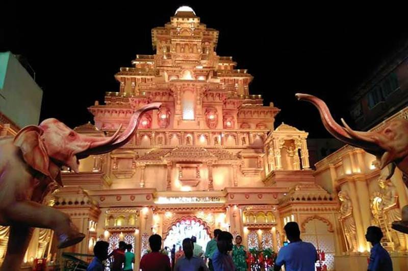 Durga Puja 2017, durga puja, kolkata durga puja, Kolkata, SreeBhumi Sporting Club Durga Pujo, Durga idol, SreeBhumi Sporting Club Durga Pujo pandal, bahubali themed durga puja, bahubali, mahishmati, durga puja festival, durga puja celebrations, durga pujo pics, durga puja pics, kolkata pics