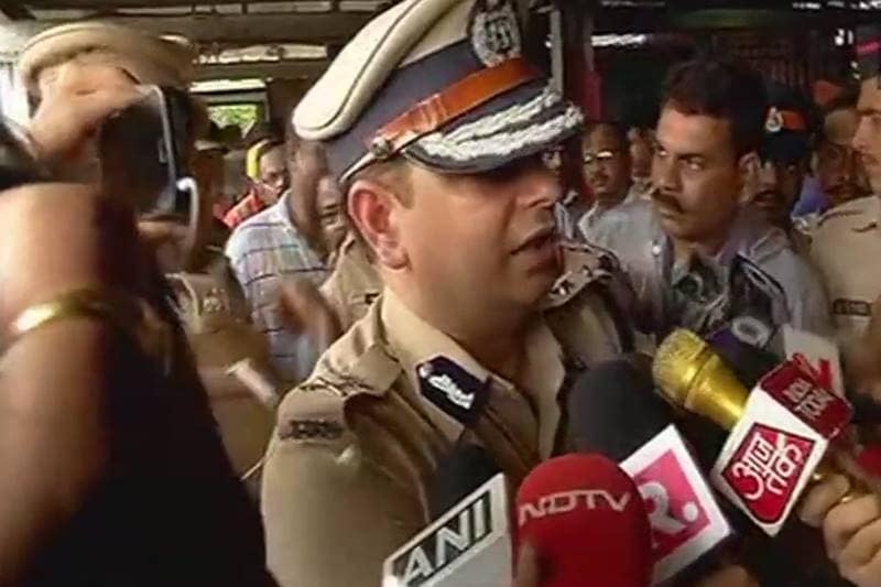 Elphinstone Road Station Stampede, Mumbai stampede, Mumbai tragedy, Railway stampede tragedy, Mumbai, Maharashtra, Maharashtra stampede, Mumbai stampede, Parel station,
