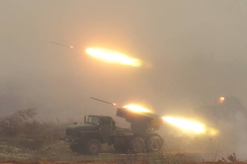 russia, war games, Vladimir Putin, russia president Vladimir Putin, NATO, military drill, military exercise, war against the west, Zapad-2017, tank, helicopters, missiles, paratroopers, latest pics, war games news, war games pics