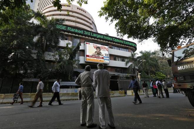 Sensex settles above 32,200 as WPI inflation rises to 4-month high; Axis Bank, Sun Pharma, Tata Motors lead
