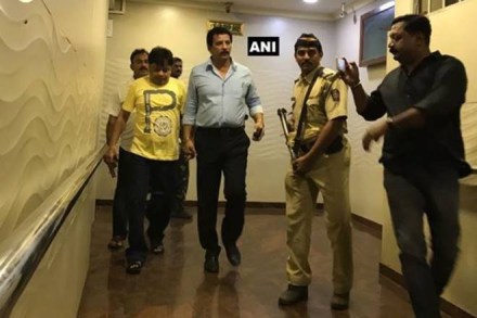 Tamil Nadu, Tamil Nadu crisis, AIADMK, aiadmk crisis, AIADMK MLAs, Madras High Court, P Dhanapal, Tamil Nadu Assembly, TTV Dhinakaran, Constitution, C Vidyasagar Rao, Rajnath Singh, tamil nadu politics, news Tamil Nadu, Tamil Nadu crisis, AIADMK, aiadmk crisis, AIADMK MLAs, Madras High Court, P Dhanapal, Tamil Nadu Assembly, TTV Dhinakaran, Constitution, C Vidyasagar Rao, Rajnath Singh, tamil nadu politics, news