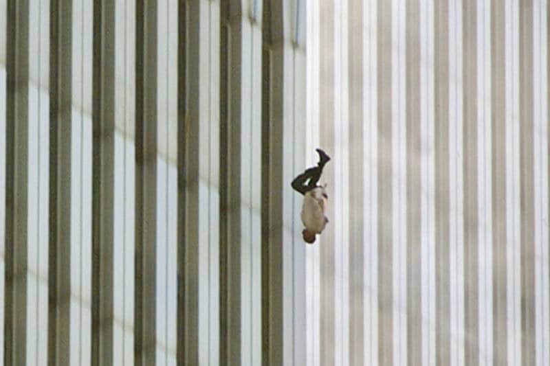 World Trade Center, World Trade Center attack, September 11 attack, Twin Towers attack, pentagon attack, 9/11, 9/11 pictures, World Trade Center attack pictures, powerful post attack pictures, United States, hijacked airplane, New York City, Pentagon building, north tower, south tower, September 11 2001, 9 11 attack, 9/11 attack, world news