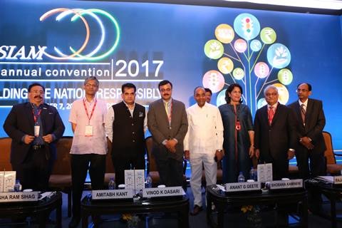 Indian automobile manufacturers unites, urges government to come up with a clear future road map