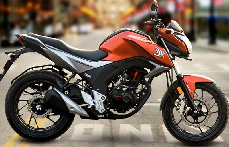 Honda CB Hornet 160R: The Hornet 160R has seen a price cut of about Rs 720 and hence, the new price sticker on it is Rs 86,300 for the top end CBS model. It is powered by a 162.71 cc, single-cylinder, air-cooled engine that makes 15.44 bhp and 14.76 Nm of torque.