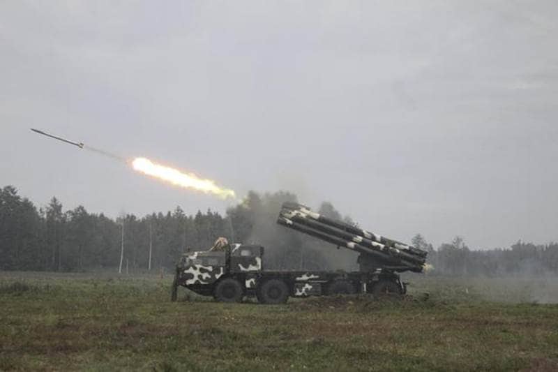Zapad wargame 2017, Zapad wargame, Zapad, Russia war exercise, Zapad wargame 2017 pictures, Zapad wargame 2017 images, artillery firing at Zapad wargame, Belarus wargame, Belarus war machines, Russian weapons, Zapad 2017 drills, Russian military, Belarus military, war machines in zapad, Zapad images, Zapad picture gallery, Belarussian servicemen at zapad, Belarussian servicemen, Mi-8 helicopters, helicopters at zapad, Vladimir Putin