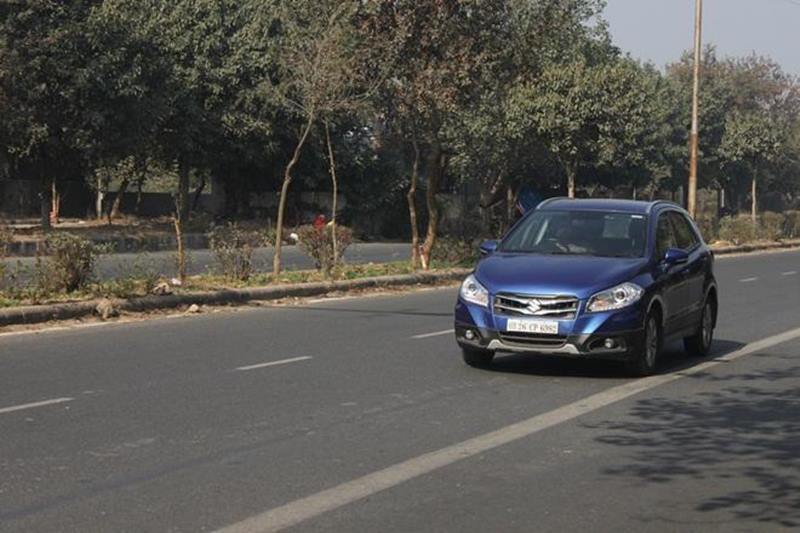 Maruti Suzuki S-Cross: The first product to be sold by Maruti Suzuki through its Nexa dealerships faced major criticism of being priced at a very expensive price tag. The price over shadowed the product completely and the cross over never got the chance to make an impression it deserves. Maruti Suzuki S-Cross was launched in with two diesel engine variants 1.3L and 1.6L but after about a year of being in the market the company decided to discontinue the top 1.6L variants and also reduced the prices of the lower variants by about Rs 1.5 lakh. It was also the first vehicle from Maruti’s stable to boast smart play infotainment system. Maruti Suzuki S-Cross facelift is expected to make a debut by the 2017 festive season and this time it will make the desired volumes that company expects.
