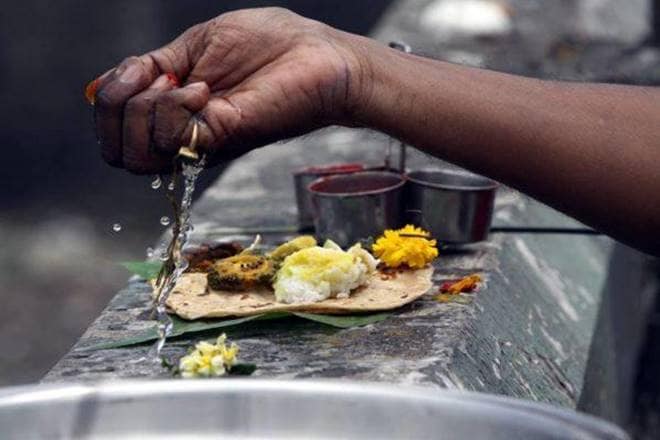 Shradh, Shradh 2017, Shradh puja, Pitru Paksha, Pitru Paksha puja, Pitru Paksha puja vidhi, Pitru Paksha puja procedure, Pitru Paksha muhurat timing, hindus, Hindu calendar, Brahmin bhoj, Brahmin Santarpana, india news Shradh, Shradh 2017, Shradh puja, Pitru Paksha, Pitru Paksha puja, Pitru Paksha puja vidhi, Pitru Paksha puja procedure, Pitru Paksha muhurat timing, hindus, Hindu calendar, Brahmin bhoj, Brahmin Santarpana, india news