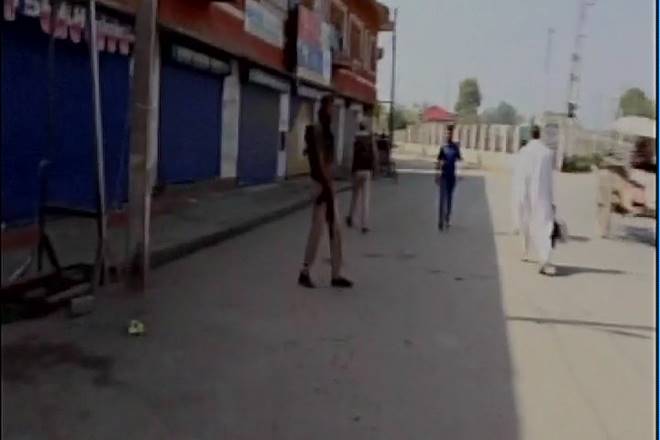 Srinagar, restriction in Srinagar, Kashmir Traders, NIA, Safa Kadal, Mohammad Yasin Khan, jammu and Kashmir Srinagar, restriction in Srinagar, Kashmir Traders, NIA, Safa Kadal, Mohammad Yasin Khan, jammu and Kashmir