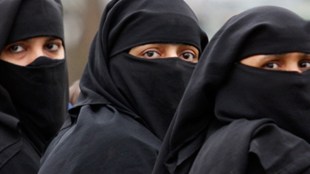 Triple Talaq, triple talaq verdict, embrace triple talaq verdict, Muslims on triple talaq verdict, Muslims on triple talaq, Indians on triple talaq verdict, Indian Muslims on triple talaq verdict, triple talaq verdict in India