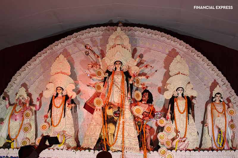Durga Puja celebrations 2017 pictures, Durga Puja celebrations 2017 pics, Durga Puja celebrations 2017 news in pics, Delhi durga puja, Kolkata durga puja, Northeast, CR Park Kalibari, Delhi, D Block at CR Park, Navapalli Puja Samiti (NPS) at CR Park