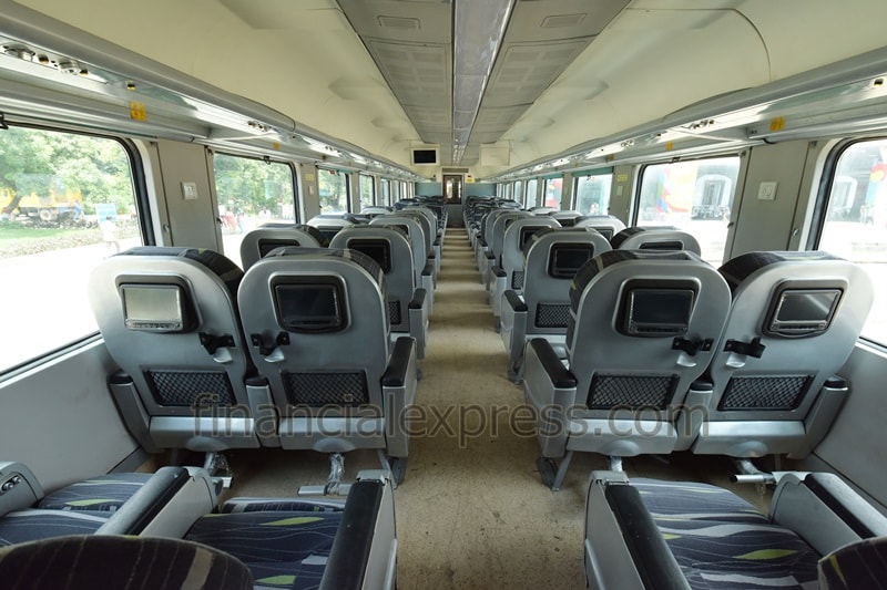 Anubhuti coach, anubhuti express, anubhuti luxury coach, shatabdi trains