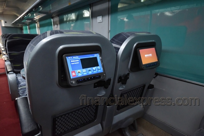 Anubhuti coach, anubhuti express, anubhuti luxury coach, shatabdi trains