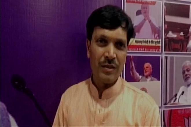 Manmohan Agrawal, Narendra Modi birthday, Big fan of PM modi, Manmohan Agrawal displays 2 lakh photos collection, 2 lakh photos collection of PM modi, Guinness World Record, world record Manmohan Agrawal, Narendra Modi birthday, Big fan of PM modi, Manmohan Agrawal displays 2 lakh photos collection, 2 lakh photos collection of PM modi, Guinness World Record, world record