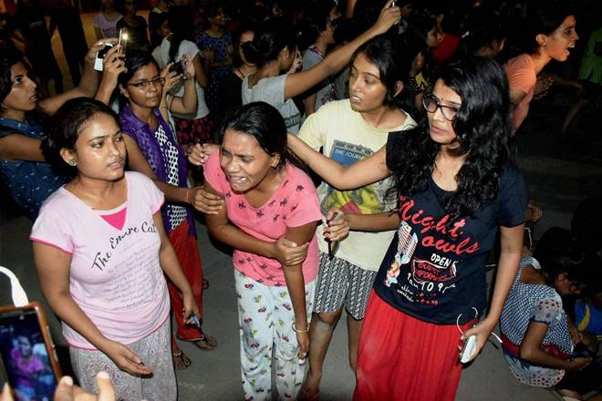 bhu protest, bhu news, Banaras Hindu University, eve teasing, Yogi Adityanath, Narendra Modi, molestation, lathicharge, bhu girls, banaras hindu university varanasi uttar pradesh
