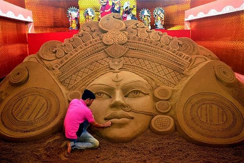 Durga Puja celebrations 2017 pictures, Durga Puja celebrations 2017 pics, Durga Puja celebrations 2017 news in pics, Delhi durga puja, Kolkata durga puja, Northeast, CR Park Kalibari, Delhi, D Block at CR Park, Navapalli Puja Samiti (NPS) at CR Park