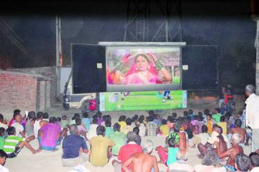 rural india, cinema in rural india, rural india entertainment