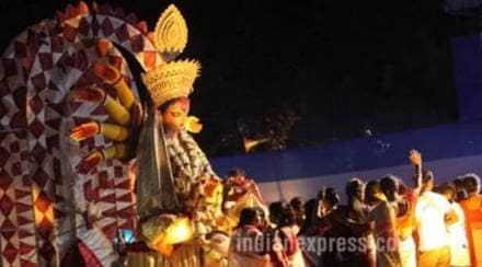 Mahalaya 2017, Mahalaya, Durga Puja 2017, Mahalaya Durga Puja 2017, Durga Puja, Durga Puja 2017 date and time, Pitra Visarjan 2017 Pita Paksha 2017 amavasya 2017 Durga Puja 2017 amavasya puja vidhi 2017