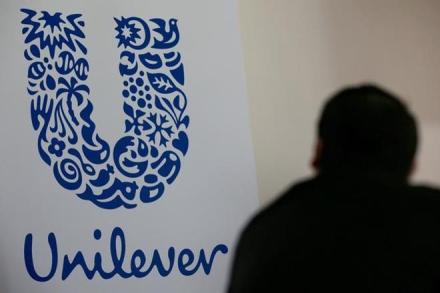 Goldman Sachs, Bain Capital Private Equity, South Korean cosmetics, Carver Korea, Unilever