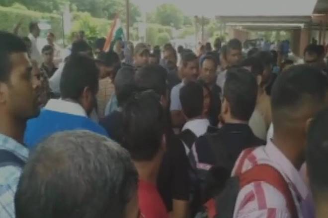 Jaypee Infrastructure group, insolvent developers, developer declared insolvent in NCR, homebuyers unaware of their rights, Magicbricks Consumer Choice Poll Jaypee Infrastructure group, insolvent developers, developer declared insolvent in NCR, homebuyers unaware of their rights, Magicbricks Consumer Choice Poll