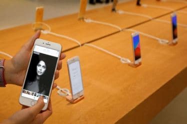 iPhone 8, iphone 8 plus, iphone 8 booking, iphone 8 plus booking, iPhone 8 pre booking, iphone 8 Plus pre booking, jio iphone 8, jio iphone 8 plus, iphone 8 flipkart, iphone 8 amazon, iphone 8 plus flipkart, iphone 8 plus amazon, iphone 8 india, iphone 8 price in india, iphone 8 plus price in india, flipkart offers, amazon offers, iphone 8 offers, apple iphone 8, apple iphone 8 plus, jio offers, reliance jio, reliance jio offers