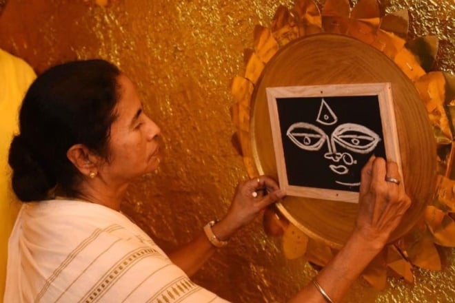 mamata banerjee, durga idol immersion row, west bengal durga idol immersion, durga puja, mamata durga puja