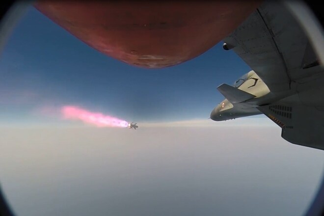 astra missile images, iaf astra missile, astra missile drdo