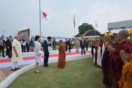 modi abe visit, shinzo abe, modi abe ahmedabad road show, india, japan, india japan relationship, india japan ties