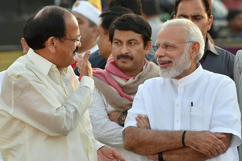 Modi dussehra image, modi dussehra picture, dussehra pictures pm narendra modi, modi dussehra celebrations, dussehra celebrations pm narendra modi, president ram nath kovind, venkaiah naidu