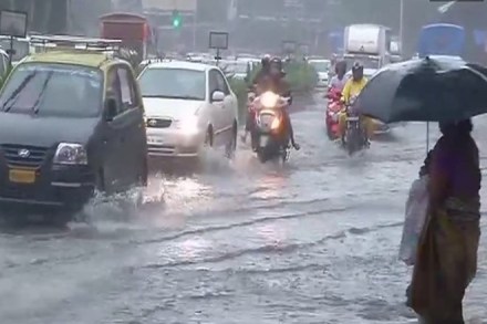 Mumbai Rains, car insurance, vehicle insurance, how to keep your vehicle monsoon ready, Mumbai floods, Chennai floods, add-on cover