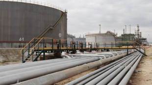 oil refineries, world oil demand, demand for oil, crude oil, oil consumption, global oil requirement, oil pipelines, industry news