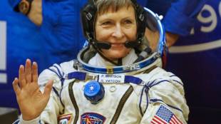 Peggy Whitson, record breaking astronaut, NASA astronaut, nasa, maximum time spent in space, american astronaut, Roscosmos