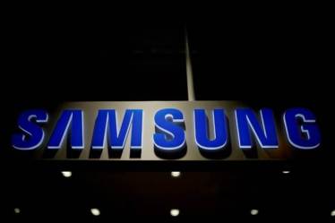 samsung neve mind offer, samsung, samsung screen replacement scheme, one time screen replacement scheme by samsung