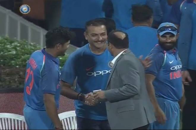 Ravi Shastri, virender sehwag, shewag, shastri, when Ravi Shastri met virender sehwag, when shastri met sehwag, ravi shastri virender sehwag meet, Ravi Shastri virender sehwag, india vs australia, india vs australia 2nd odi, ind vs aus 2nd odi, india vs australia match, cricket news, sports news, latest news Ravi Shastri, virender sehwag, shewag, shastri, when Ravi Shastri met virender sehwag, when shastri met sehwag, ravi shastri virender sehwag meet, Ravi Shastri virender sehwag, india vs australia, india vs australia 2nd odi, ind vs aus 2nd odi, india vs australia match, cricket news, sports news, latest news