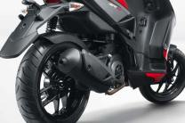  Monoshock suspension unit at the rear 