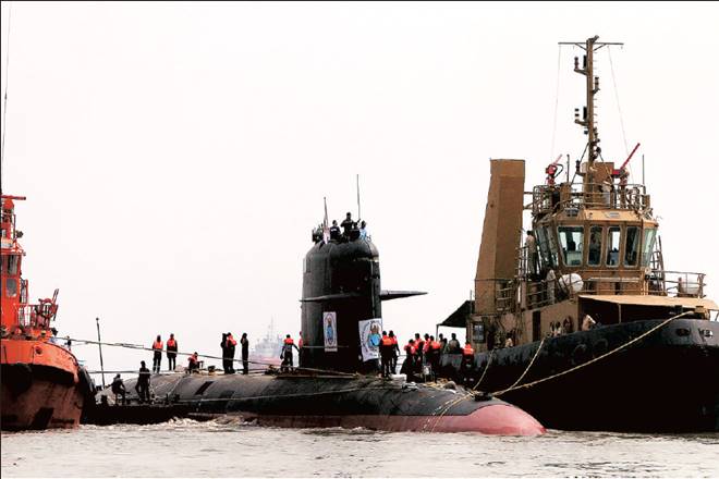 Mazagon Docks Ltd, INS Kalvari, narendra modi, DRDO, NMRL, Make in India programme, Air Independent Propulsion techonology, Sunil Lanba, indian navy, diesel electric attack submarine