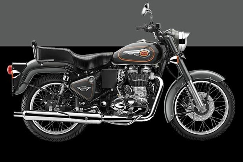 Classic: Royal Enfield Bullet 500 needs no introduction. A favourite for many in India, the Bullet has built itself a community. The Bullet 500 is powered by a 499cc single-cylinder, air-cooled engine that develops 26.1 bhp and 40.9 Nm of torque. It is priced at Rs 1.66 lakh (ex-showroom).
