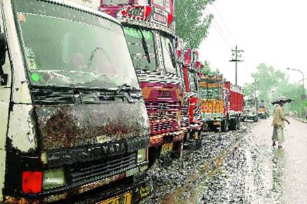 Shriram Transport finance Co, Shriram Transport rating, ratings of Shriram Transport, Shriram Transport credit suisse