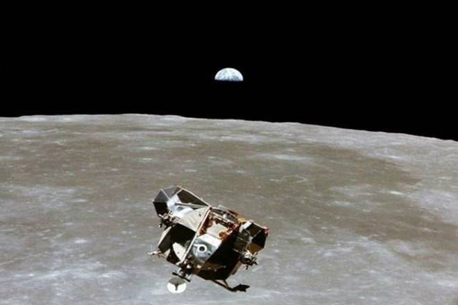 water on moon, Chandrayaan-1 spacecraft, Chandrayaan spacecraft, Chandrayaan-1 NASA, space agency, scientists moon, moon discovery, Science Advances, NASA's Moon Mineralogy Mapper, science news