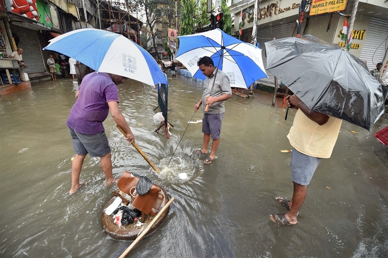kolkata rains, bengal rains, bengal downpour, kolkata downpur, kolkata storm, west bengal rains, kolkata weather