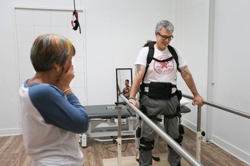 exoskeleton, wheelchairs, Exo-suits, medical exoskeletons, manual labour, human labour, injuries, technology