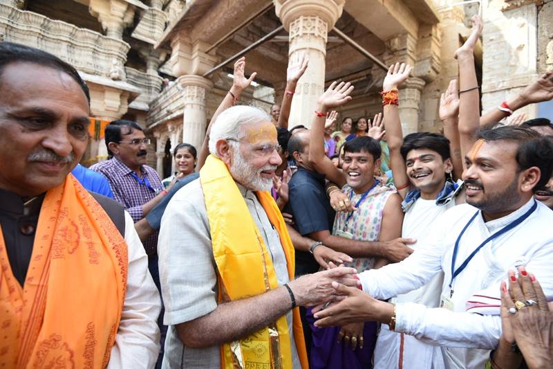 Modi in Gujarat, Modi in Gujarat live, Modi in Gujarat live updates, narendra modi gujurat updates, narendra modi gujarat visit, modi gujarat visit, modi gujarat visit live, modi gujarat visit live updates, narendra modi gujarat visit schedule, pm modi today, pm modi live, pm modi announcement today live, Bharatiya Janata Party, BJP, congress, pm narendra modi, Rahul Gandhi, Vadnagar, Vijay Rupani, Dwarkadheesh Temple