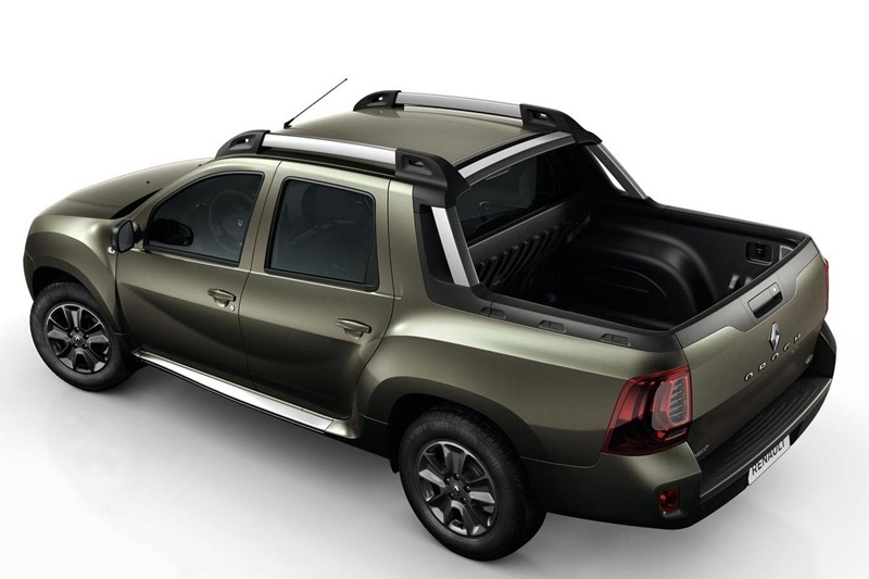 Amazingly, thanks to it’s size and spacial character, the Oroch might even manage to be slightly cheaper and easier to use, on the day to day, than the gargantuan Isuzu D-Max although thanks to the size of its cargo bay the Oroch will still be able to fit a full size motorcycle. Renault have not even hinted that they might bring the Oroch to India but we really hope they consider it.