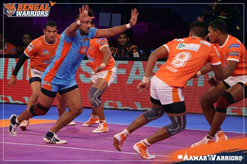 4) Maninder Singh- When the Jaipur Pink Panthers won the inaugural edition of the Pro Kabaddi League, there was one player who made quite a few heads turn his way with his consistent exploits on the mat irrespective of the rivals. The man in question is none other than the crafty raider, Maninder Singh! However, post his rampant raids and the title-winning stint with the Panthers, Maninder suddenly disappeared from the kabaddi scene for the subsequent seasons and made a comeback in the bigger and better fifth edition of the tournament. He finished fourth in the top five raiders list with 190 points. (Twitter)