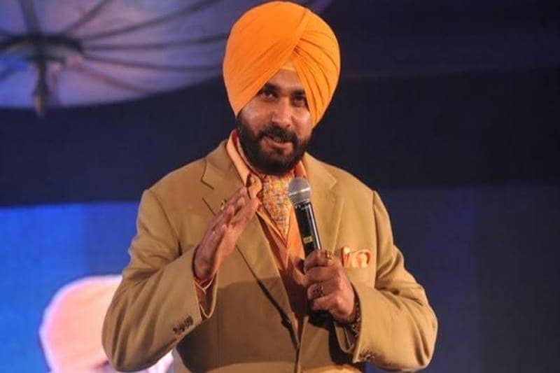 politicians who were sportsmen, sports players turned politicians, indian politicians who turned into sports player, Rahul Gandhi, Rahul Gandhi aikido, rahul gandhi sports, Rajyavardhan Singh Rathore, Aslam Sher Khan, Dilip Tirkey, Prasun Banerjee, Navjot Singh Sidhu