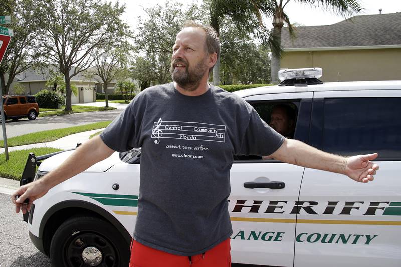 las vegas shooting, las vegas gunman, las vegas gunman Stephen Craig Paddock, Stephen Craig Paddock, Eric Paddock, Benjamin Hoskins Paddock, wealthy real-estate investor, casino, gambler, gambling